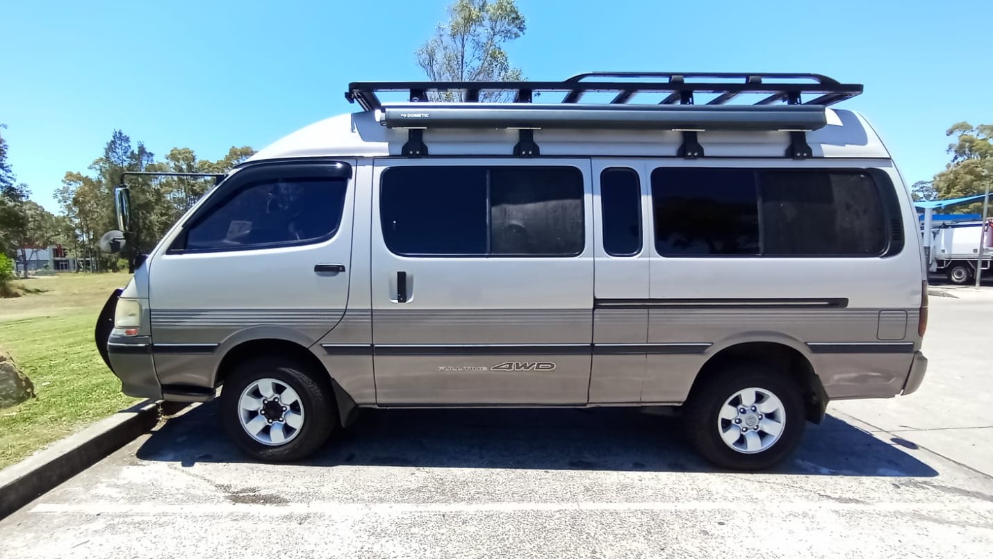 Ozroofracks | Bracket Awning