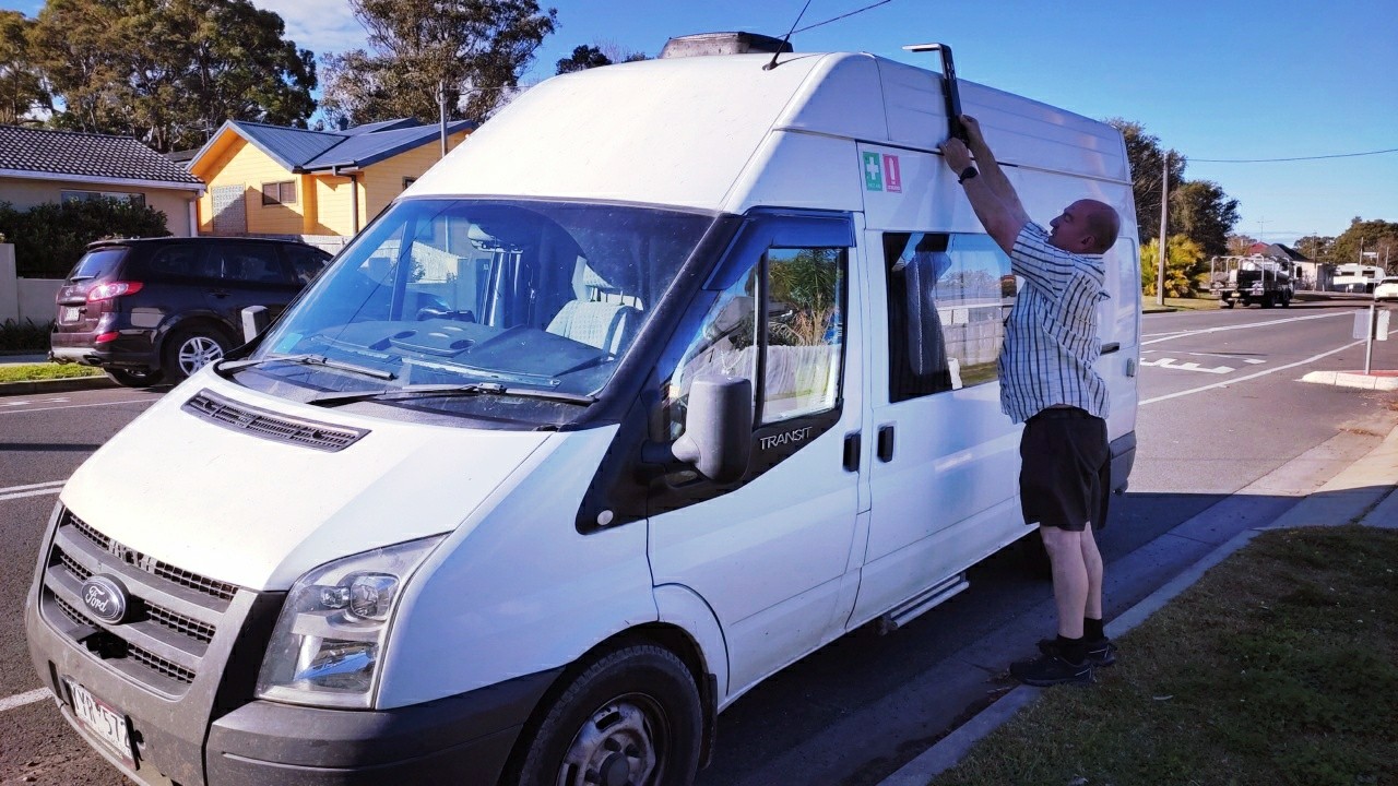 Ozroofracks | Gutter Roof Rack